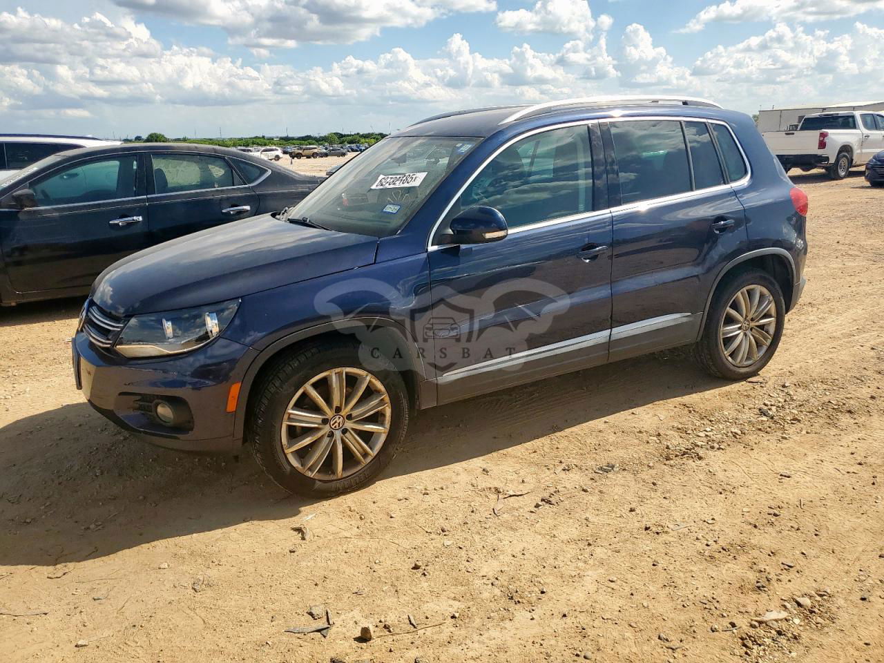Volkswagen Tiguan S 2.0L  4 2013