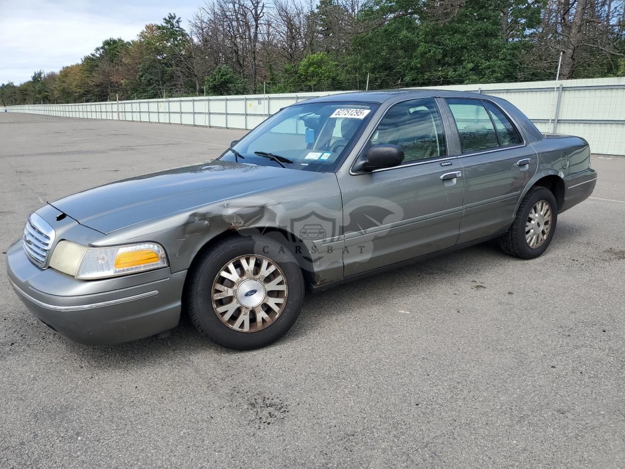 Ford Crown LX 4.6L 8 2003