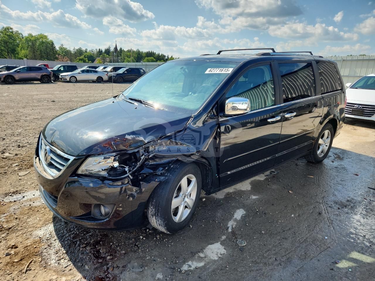 Volkswagen Routan SEL PREMIUM 3.6L 6 2013