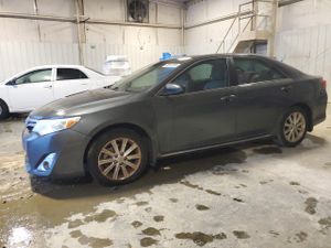 Toyota Camry BASE 2.5L 4 2012