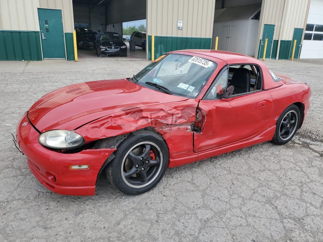 Mazda MX-5 (Miata) BASE 1.8L 4 2000