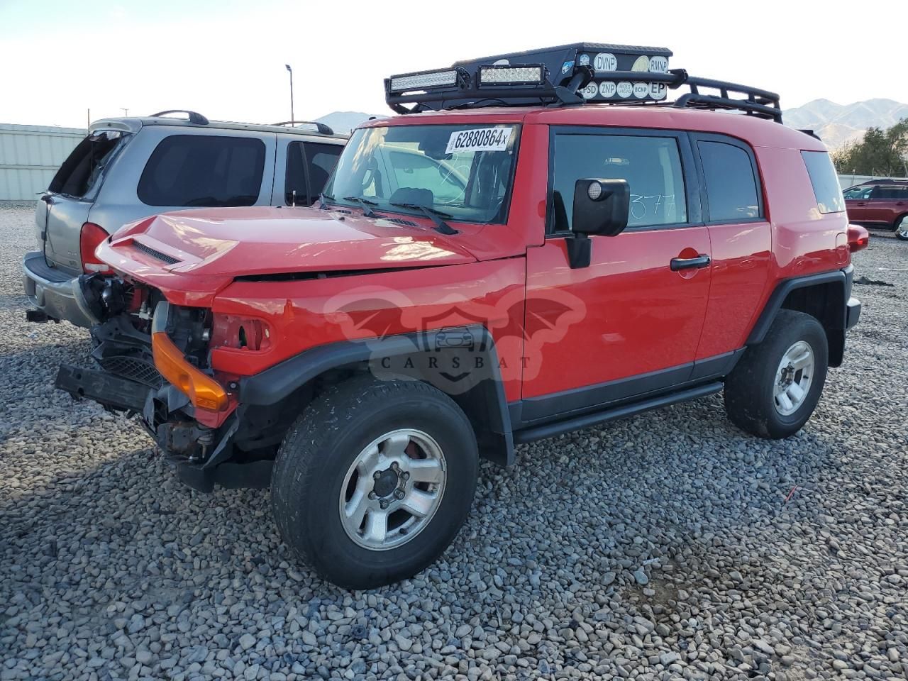 Toyota FJ Cruiser 4.0L 6 2012