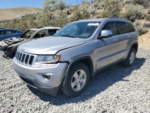 Jeep Grand Cherokee LAREDO 3.6L 6 2015
