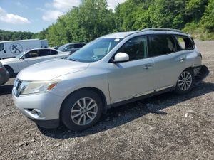 Nissan Pathfinder S 3.5L 6 2014