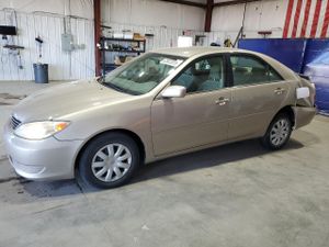 Toyota Camry LE 2.4L 4 2005