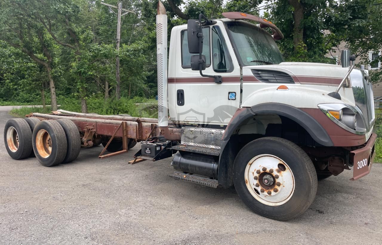 International WorkStar / 7000 Series 7600 10.8L 6 2008