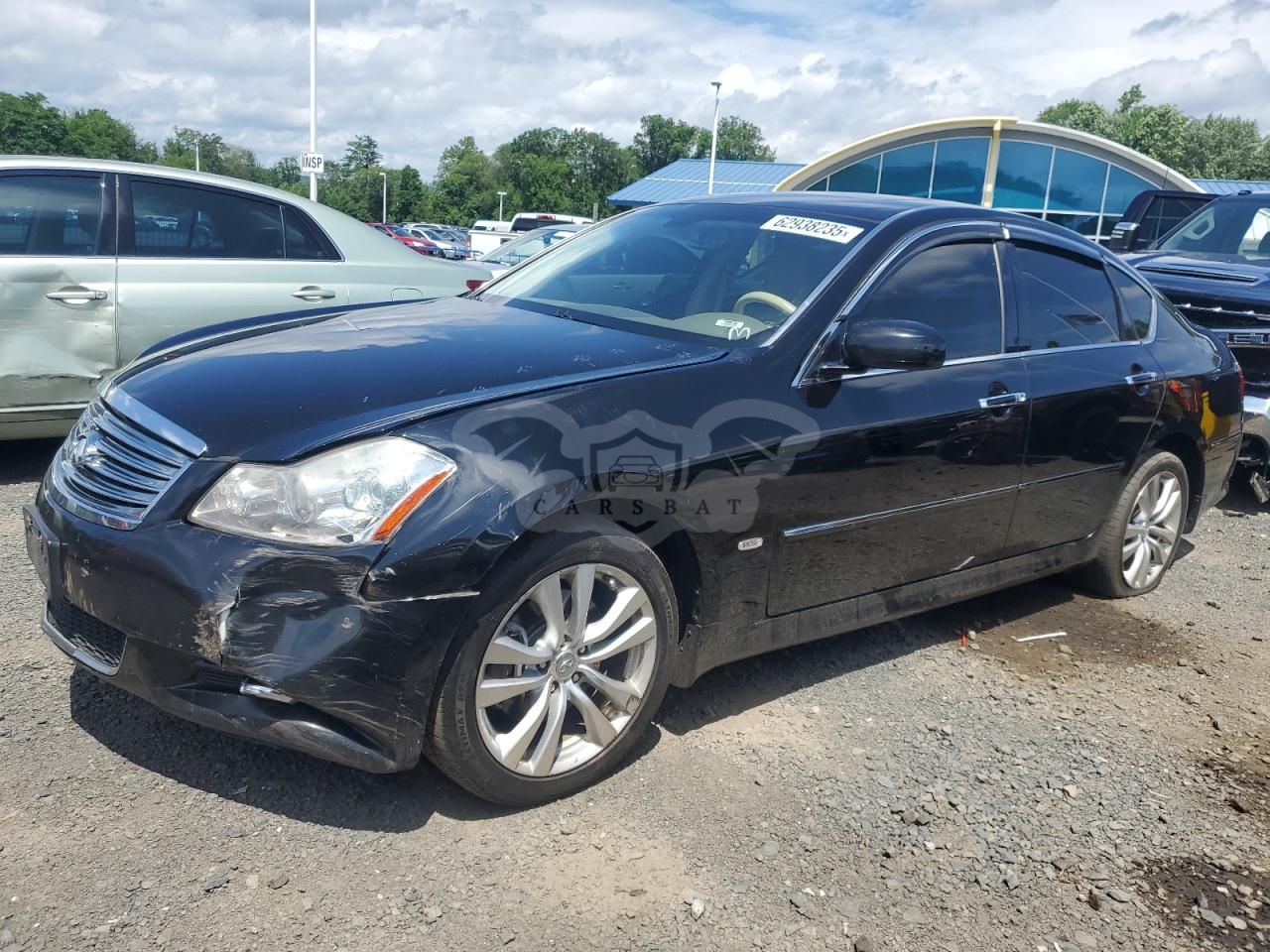 Infiniti M35 BASE 3.5L 6 2010