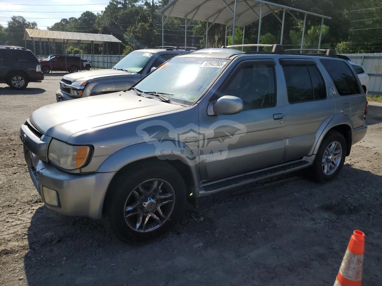 Infiniti QX4 3.5L 6 2001