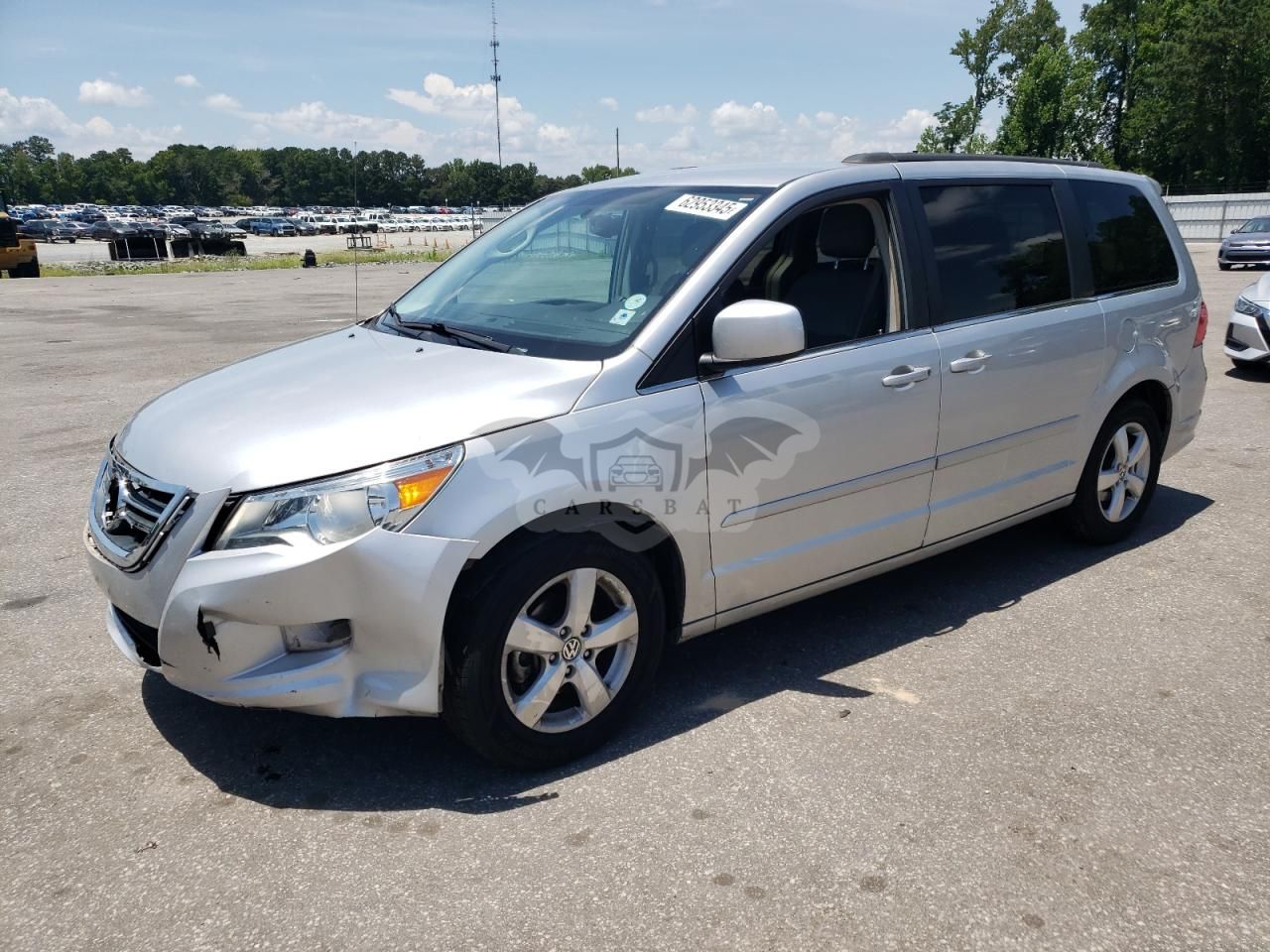 Volkswagen Routan SE 3.6L 6 2011