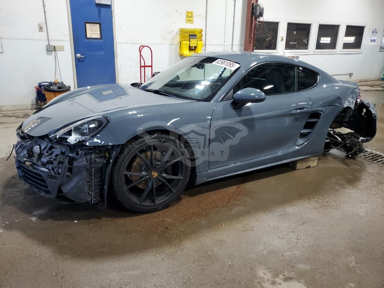 Porsche Cayman 2.0L 4 2017