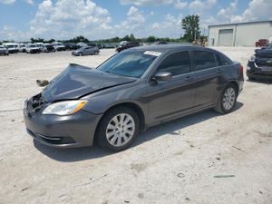 Chrysler 200 LX 2.4L 4 2014