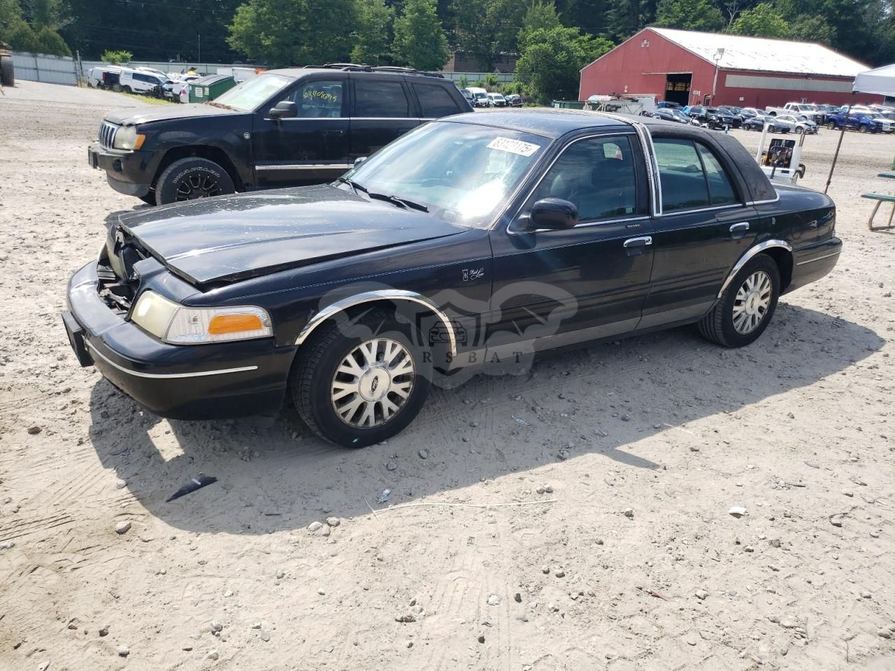 Ford Crown LX 4.6L 8 2003