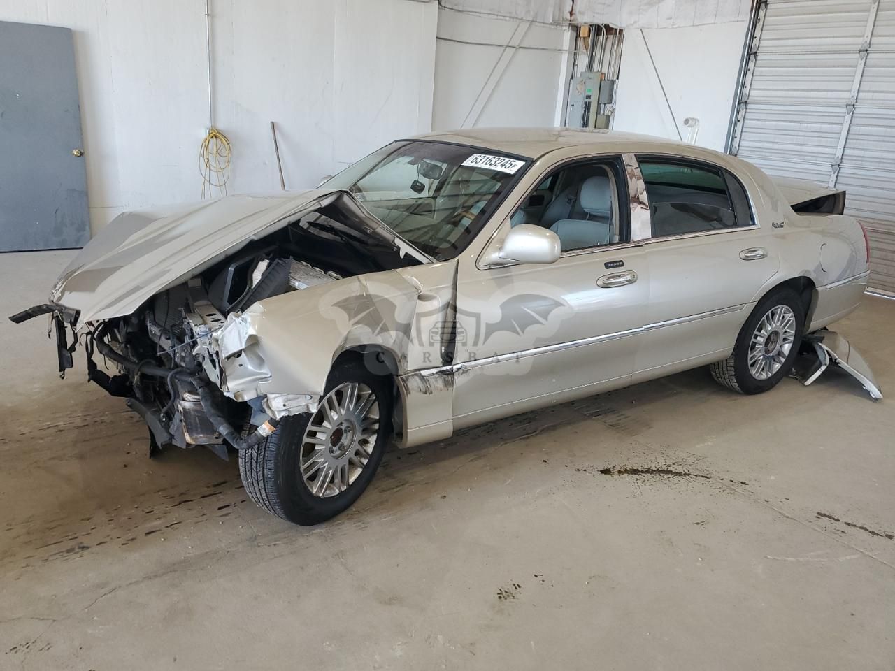 Lincoln Town Car SIGNATURE LIMITED 4.6L 8 2010