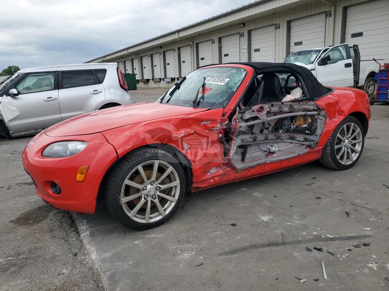 Mazda MX-5 (Miata) 2.0L 4 2006
