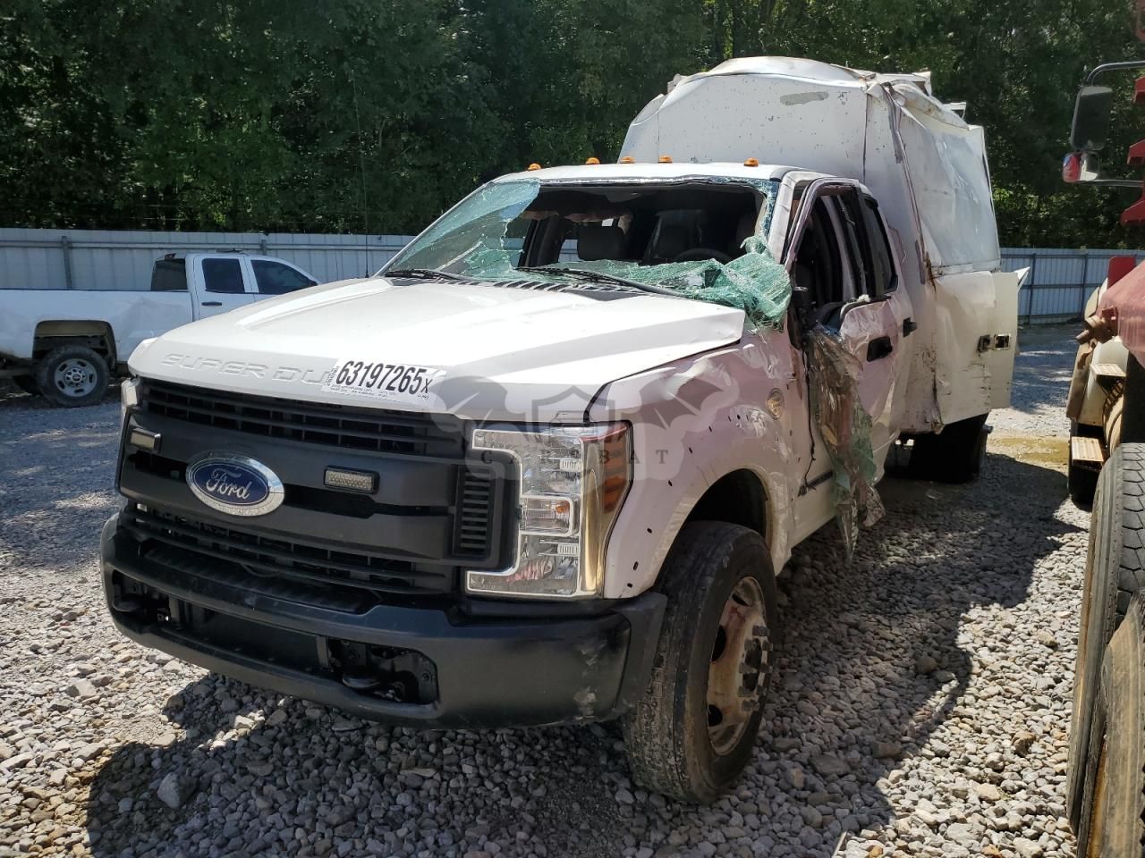 Ford F550 SUPER DUTY 6.7L 8 2019