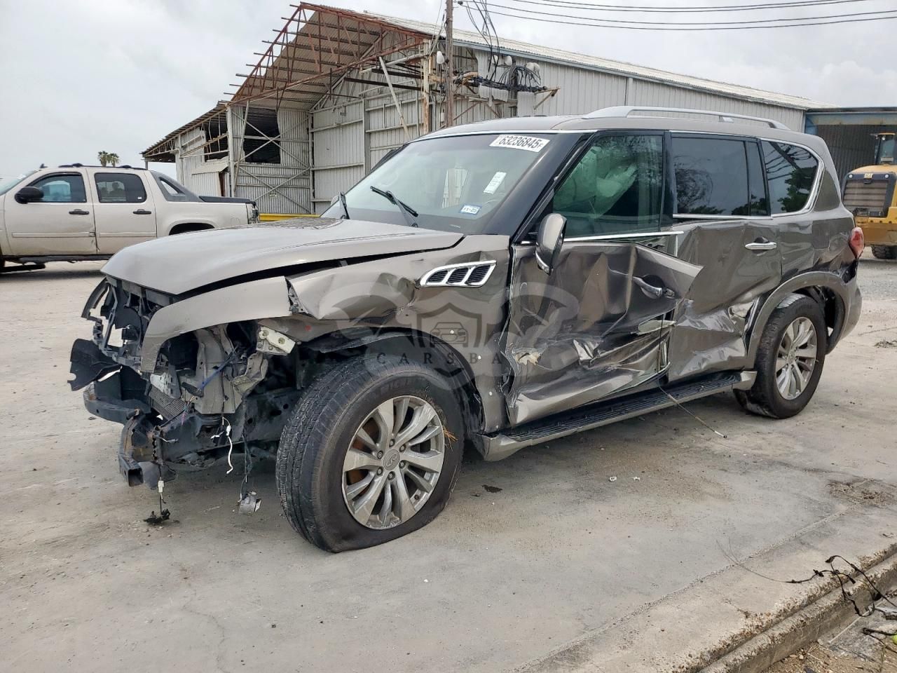 Infiniti QX80 BASE 5.6L 8 2017