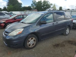 Toyota Sienna CE 3.3L 6 2006