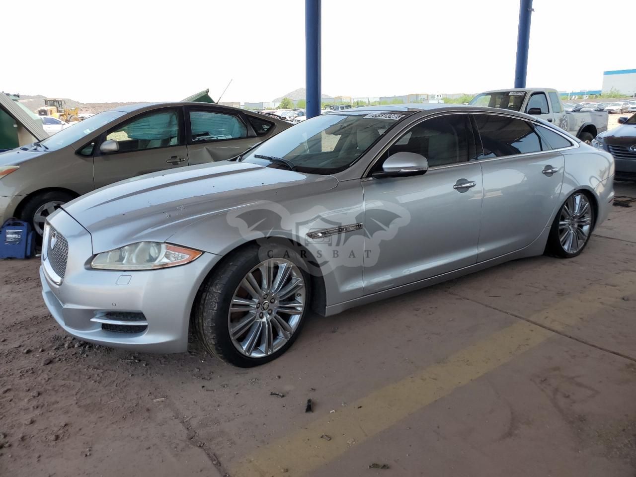 Jaguar XJ SUPERCHARGED 5.0L 8 2012