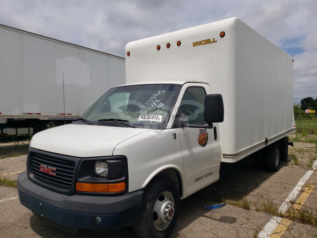 GMC Savana CUTAWAY G3500 6.0L 8 2015
