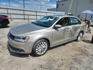 Volkswagen Jetta SEL 1.8L 4 2014