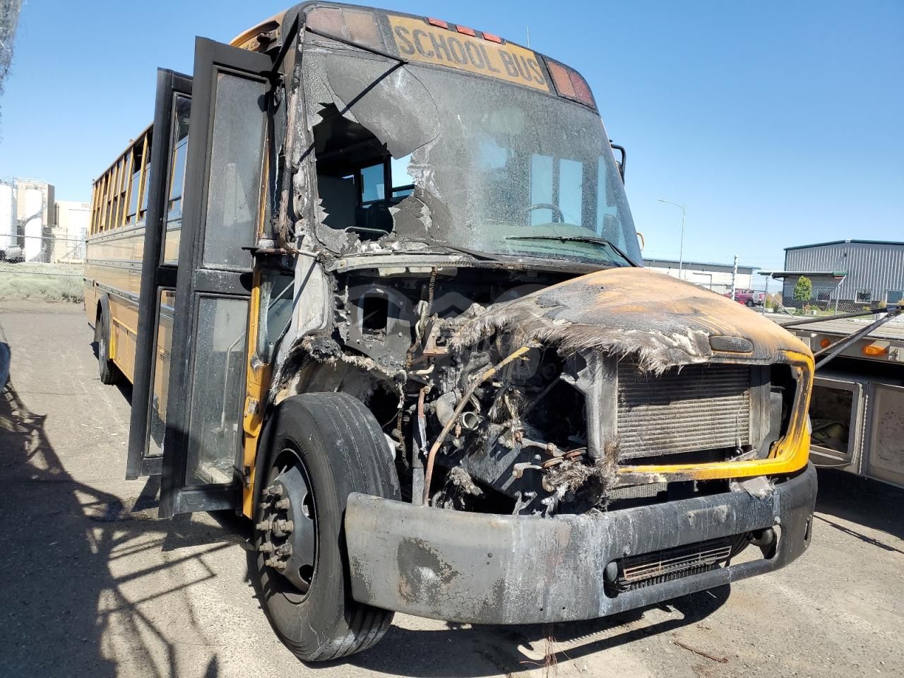 Freightliner B2 B2B 6.7L 6 2017