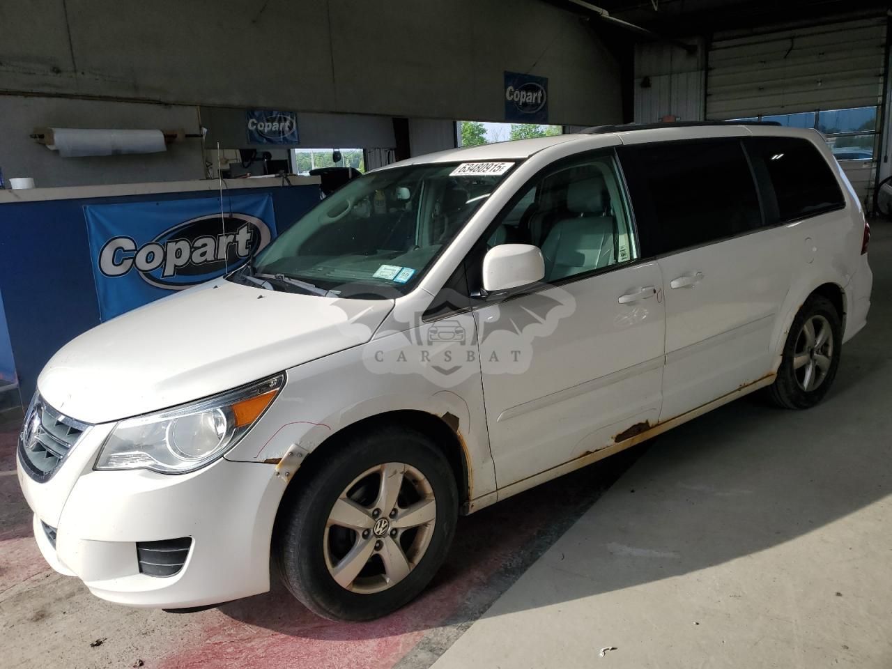 Volkswagen Routan SE 3.6L 6 2011