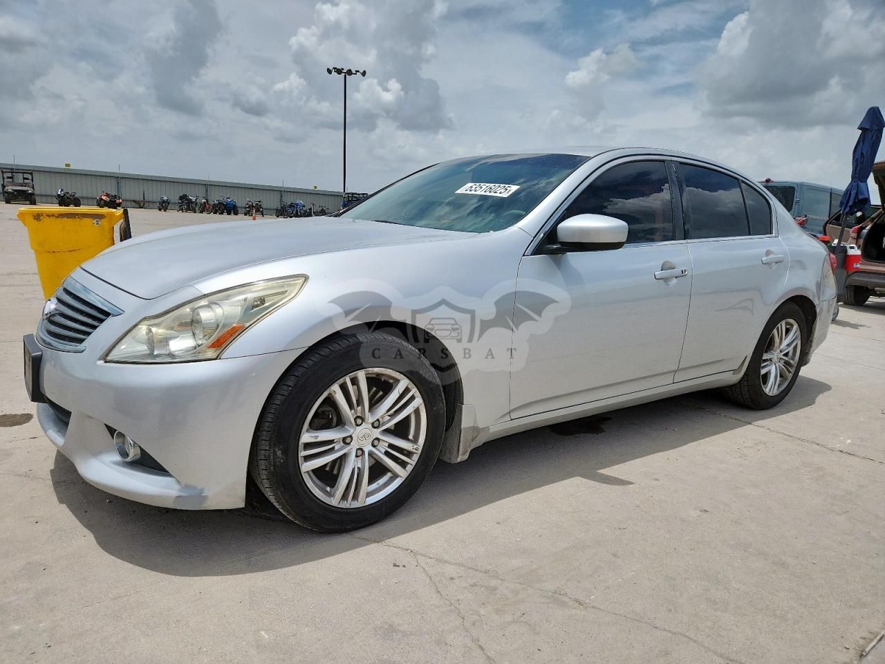Infiniti G25 BASE 2.5L 6 2012