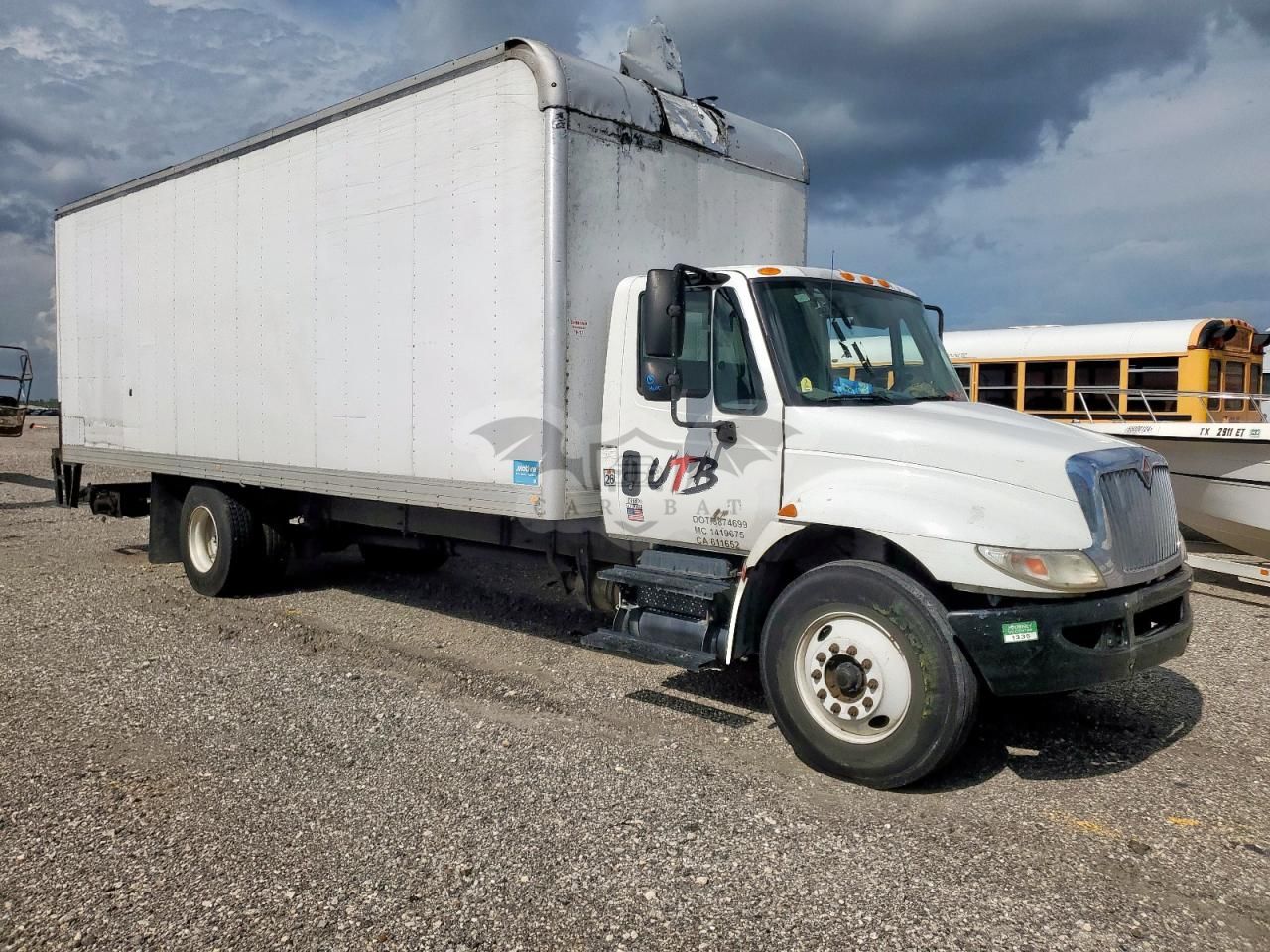International DuraStar / 4000 4300 6.7L 6 2018