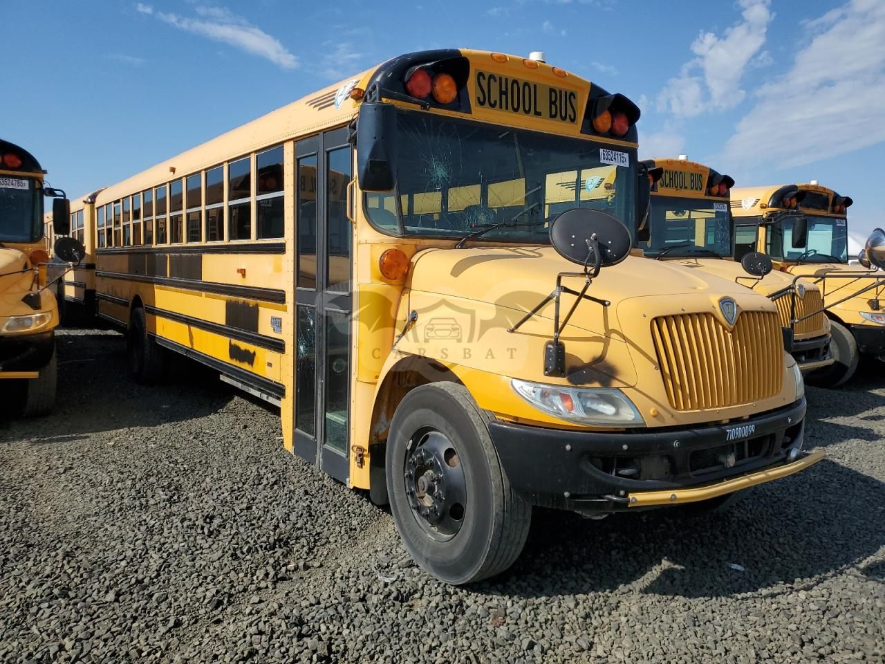 IC Corporation CE Series CE 6.4L 8 2009