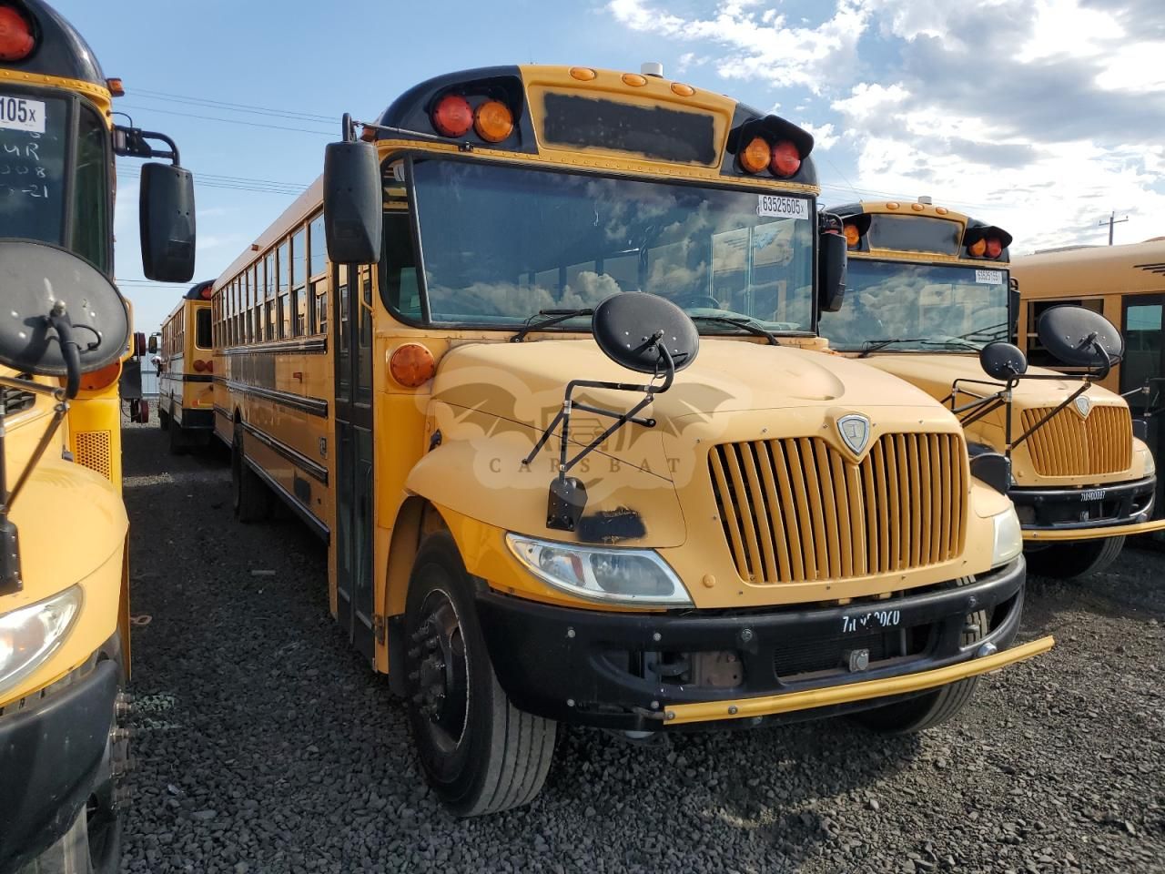 IC Corporation CE Series CE 6.4L 8 2009