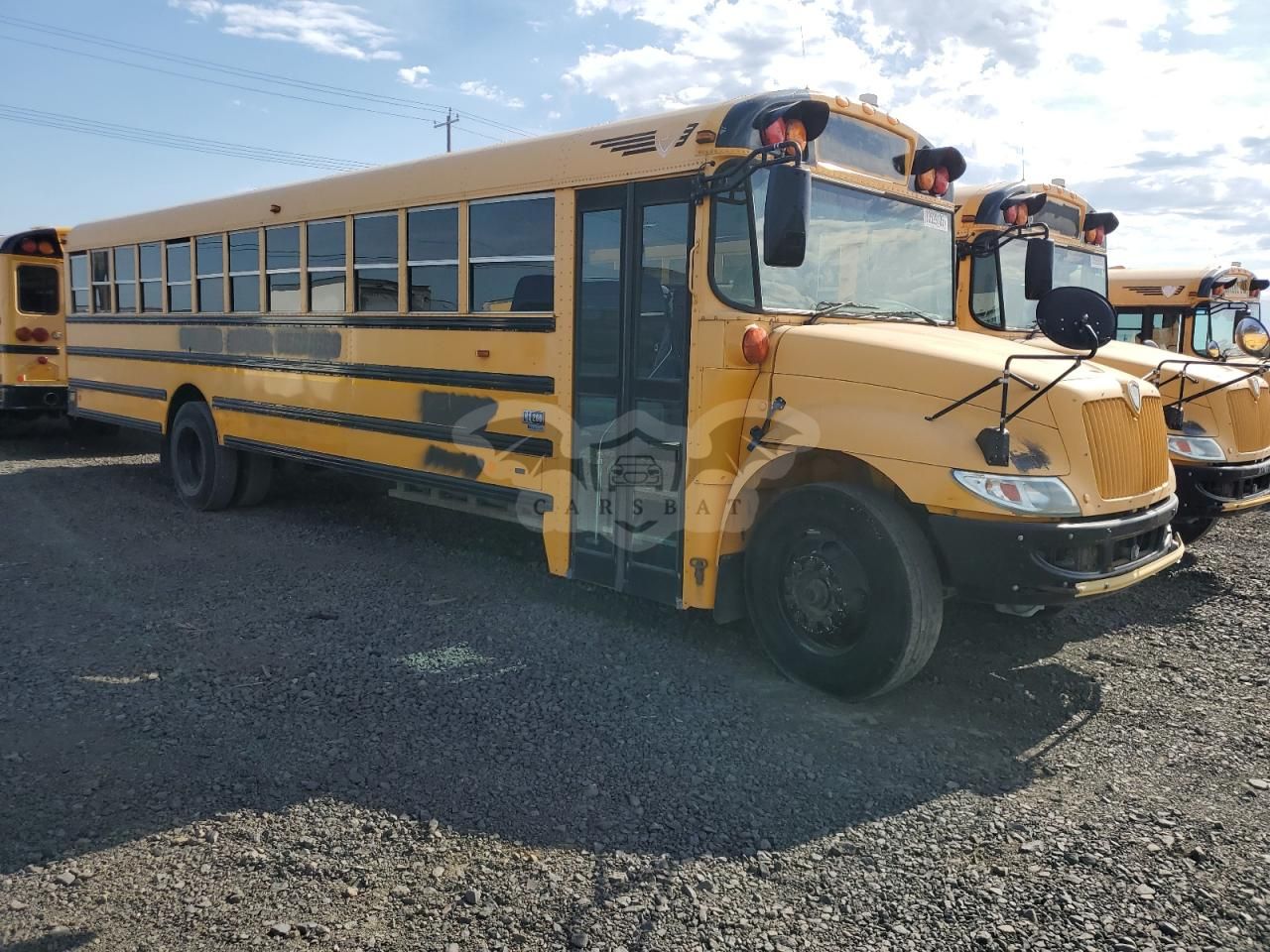 IC Corporation CE Series CE 6.4L 8 2009