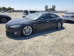Tesla Model S 2013