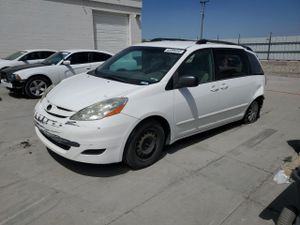 Toyota Sienna CE 3.5L 6 2007
