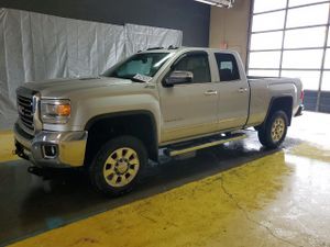 GMC Sierra K2500 SLT 6.6L 8 2015
