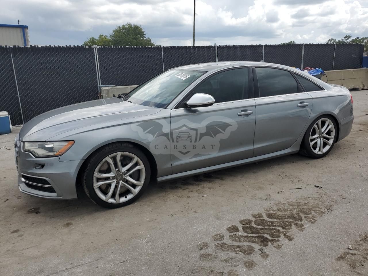 Audi S6 4.0L 8 2013