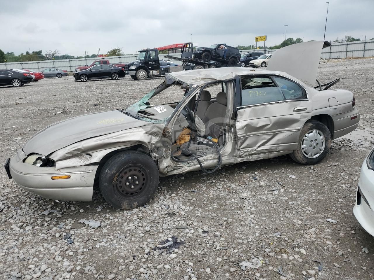 Chevrolet Lumina BASE 3.1L 6 1999