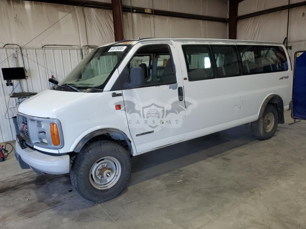 GMC Savana G3500 6.5L 8 2002