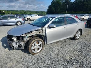 Toyota Camry L 2.5L 4 2013