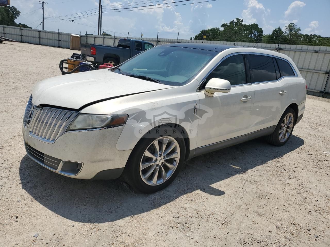 Lincoln MKT 3.5L 6 2012
