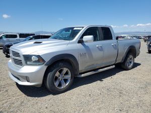 RAM 1500 SPORT 5.7L 8 2013