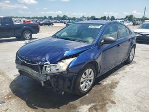 Chevrolet Cruze LS 1.8L 4 2013