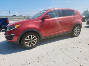 Kia Sportage LX 2.4L 4 2015
