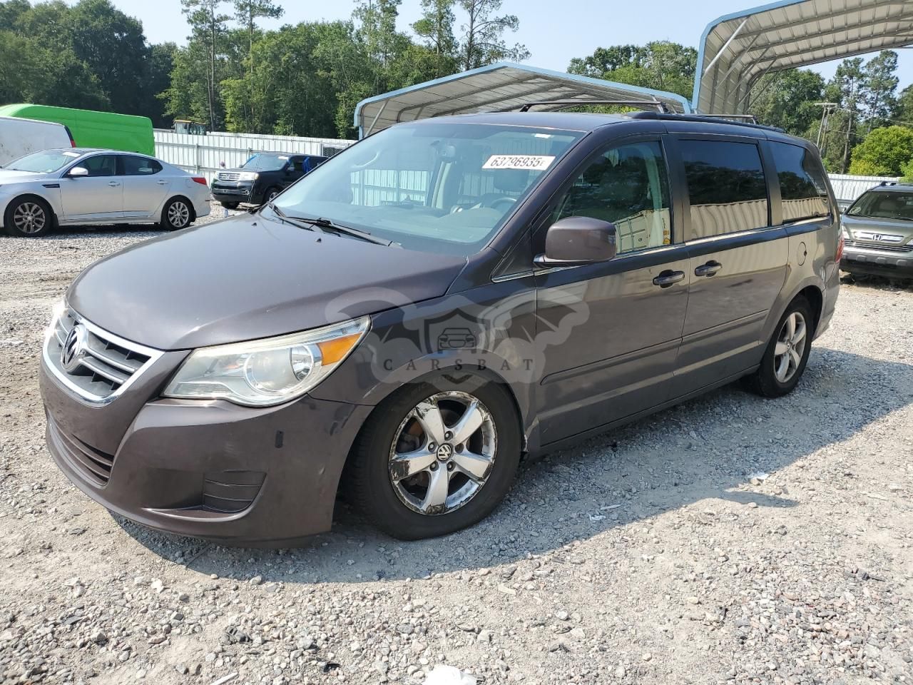 Volkswagen Routan SE 3.6L 6 2011