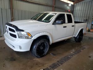 RAM 1500 ST 5.7L 8 2014