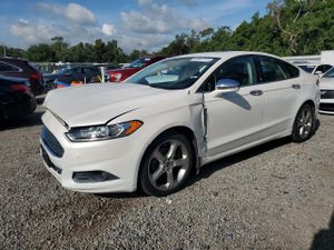 Ford Fusion SE 2.5L 4 2014