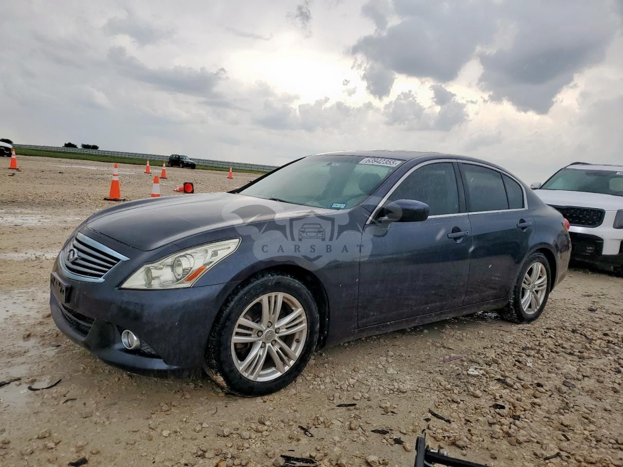 Infiniti G37 BASE 3.7L 6 2010