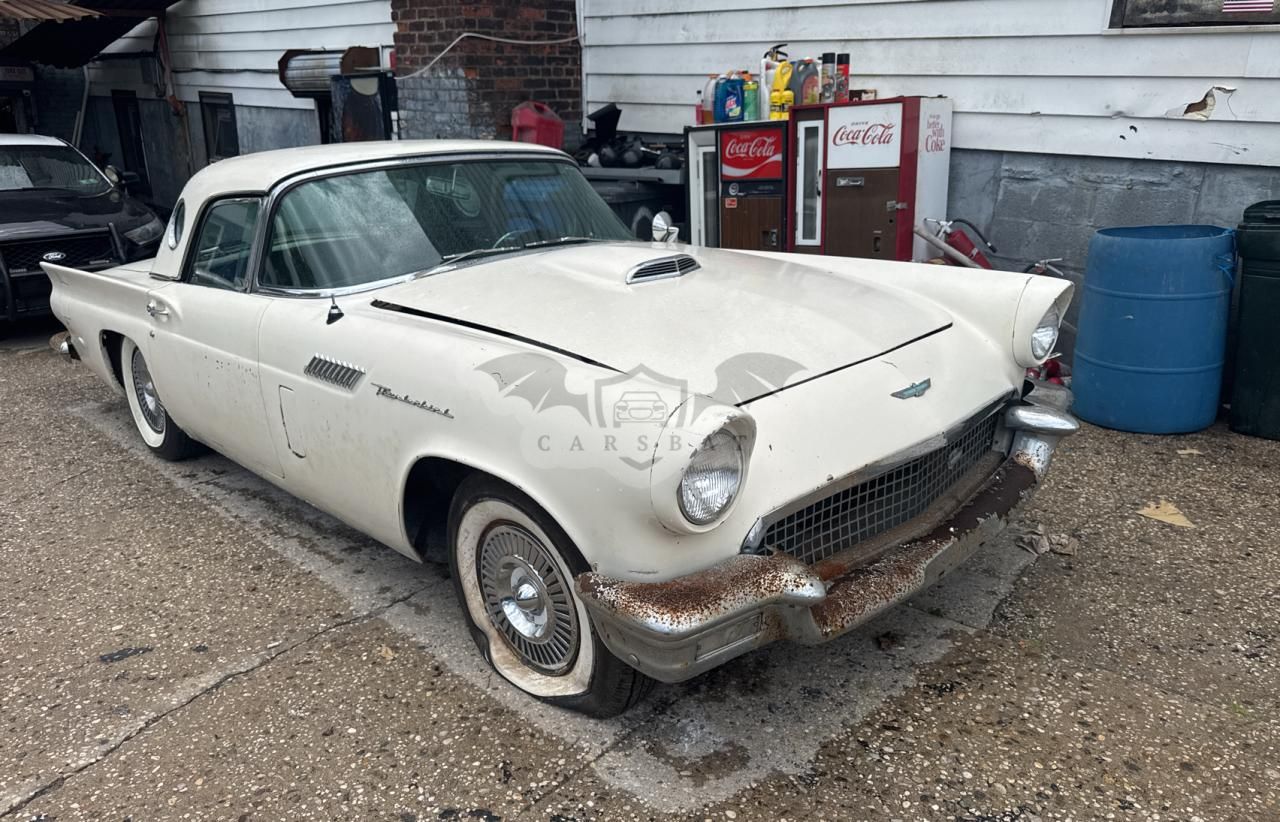 Ford Thunderbird 1957