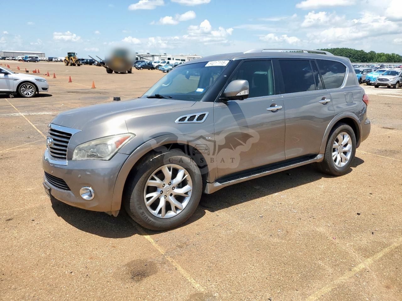 Infiniti QX80 5.6L 8 2014