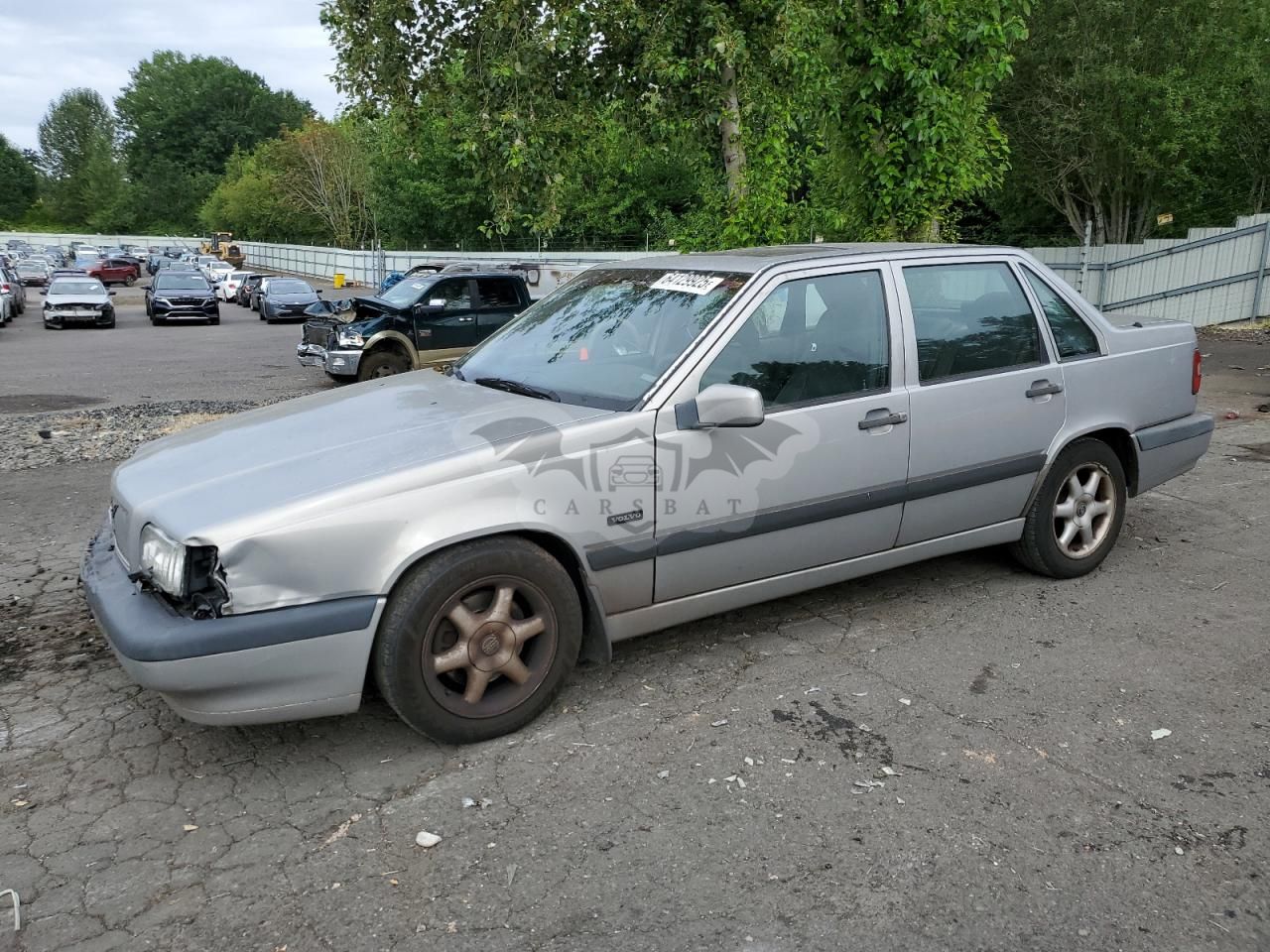 Volvo 850 BASE 2.4L 5 1996