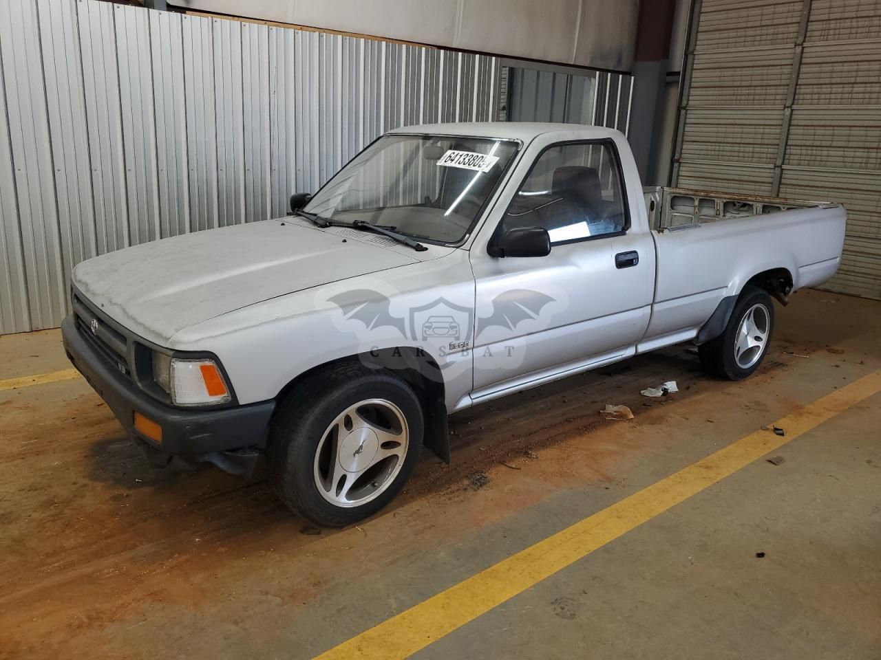 Toyota Hilux 1 TON LONG BED DLX 3.0L 6 1992